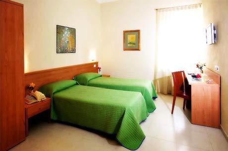 Borgo San Martino Hotel บรา ภายนอก รูปภาพ