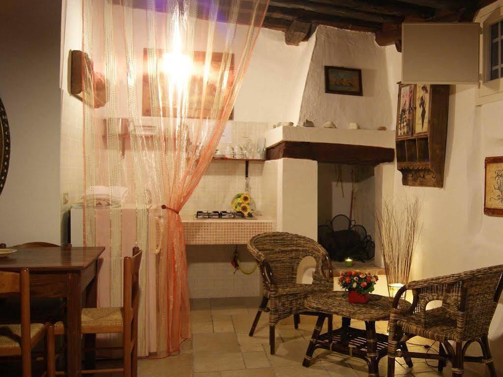 Borgo San Martino Hotel บรา ภายนอก รูปภาพ