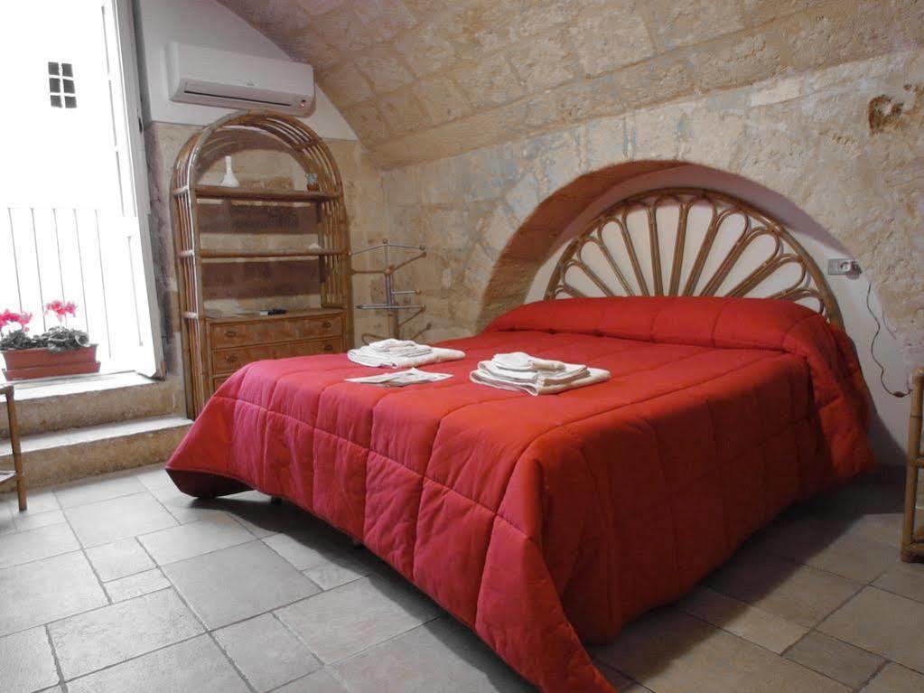 Borgo San Martino Hotel บรา ภายนอก รูปภาพ