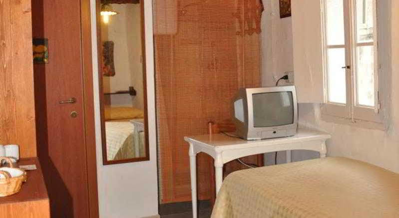 Borgo San Martino Hotel บรา ภายนอก รูปภาพ